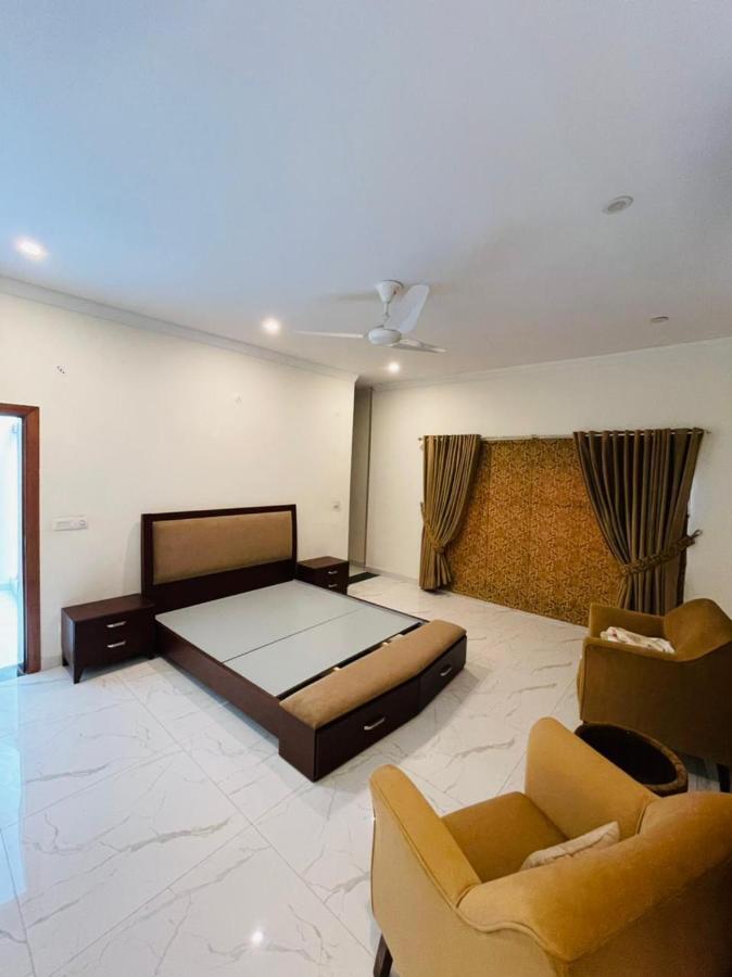 Ivy House Hotell Rawalpindi Exteriör bild