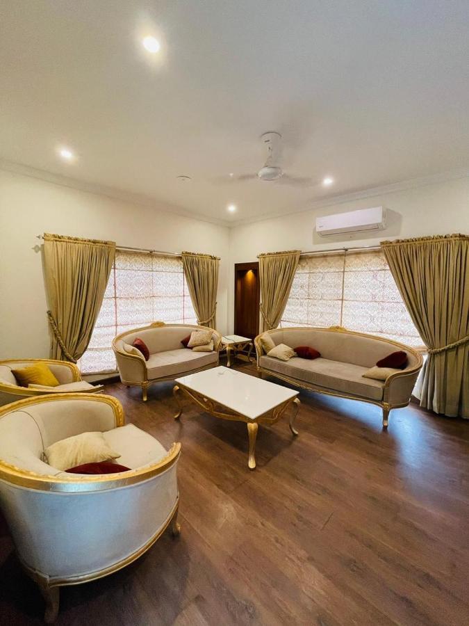 Ivy House Hotell Rawalpindi Exteriör bild