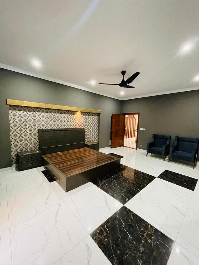 Ivy House Hotell Rawalpindi Rum bild