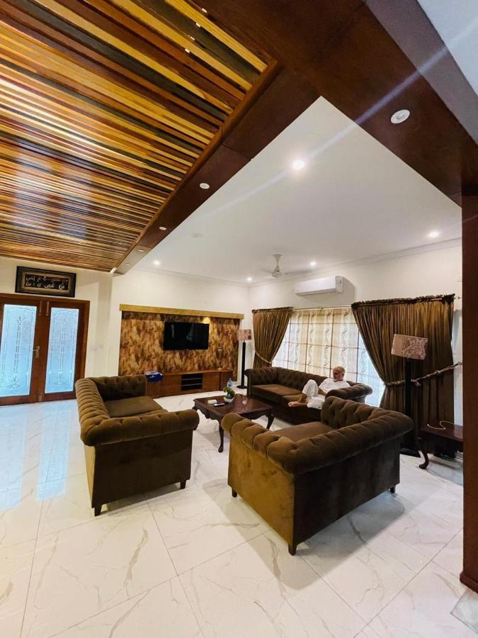Ivy House Hotell Rawalpindi Exteriör bild