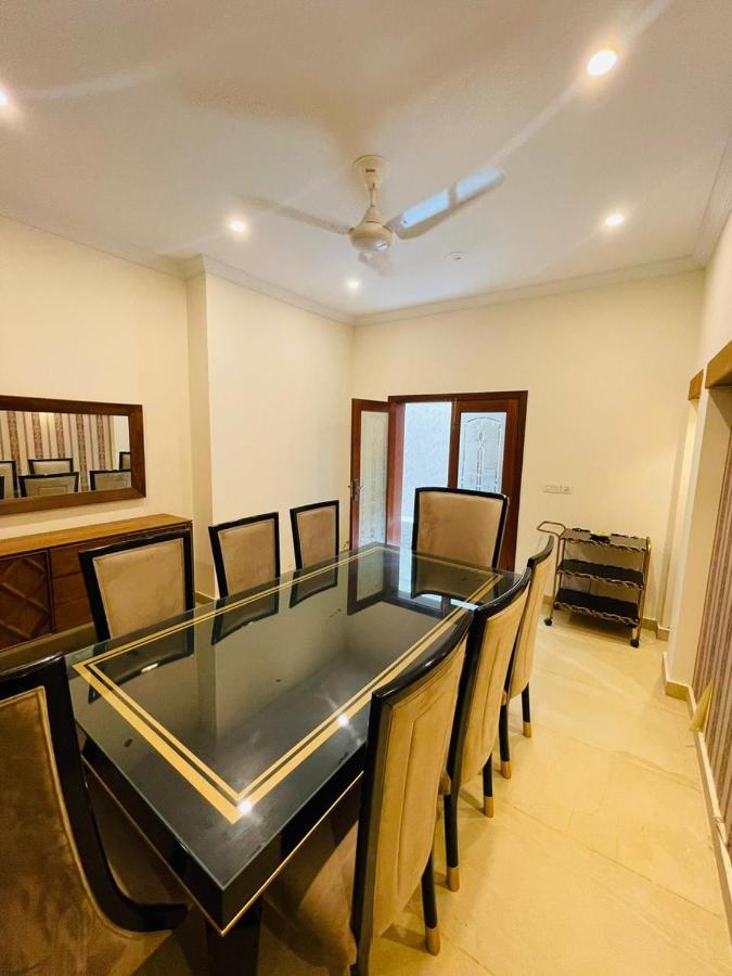 Ivy House Hotell Rawalpindi Exteriör bild